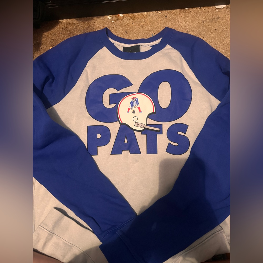 Vintage Retro Style Nike Patriots Crewneck